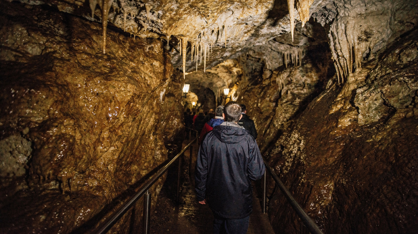 Vjetrenica Cave and Ravno