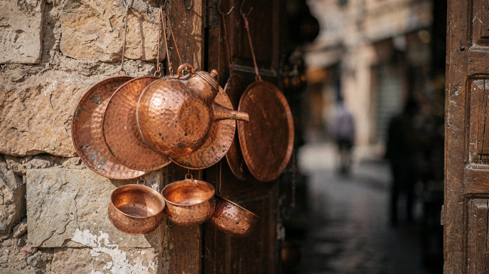 Copper Craft in Kujundžiluk: What's Actually Handmade