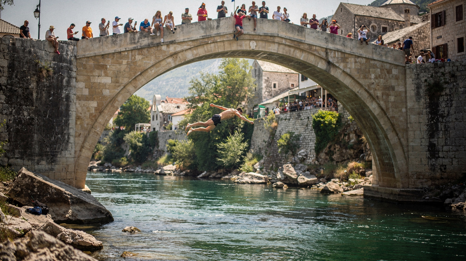 Jumping from the Stari Most: How the Club Mostari Experience Works